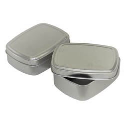 Seifendosen: Dose, 100 ml, aus Aluminium mit Stülpbdeckel; Stülpdeckeldose, blank, mit Schutzlack.